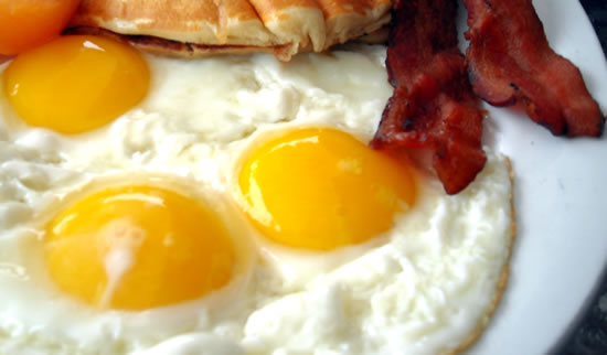 Eggs eggs